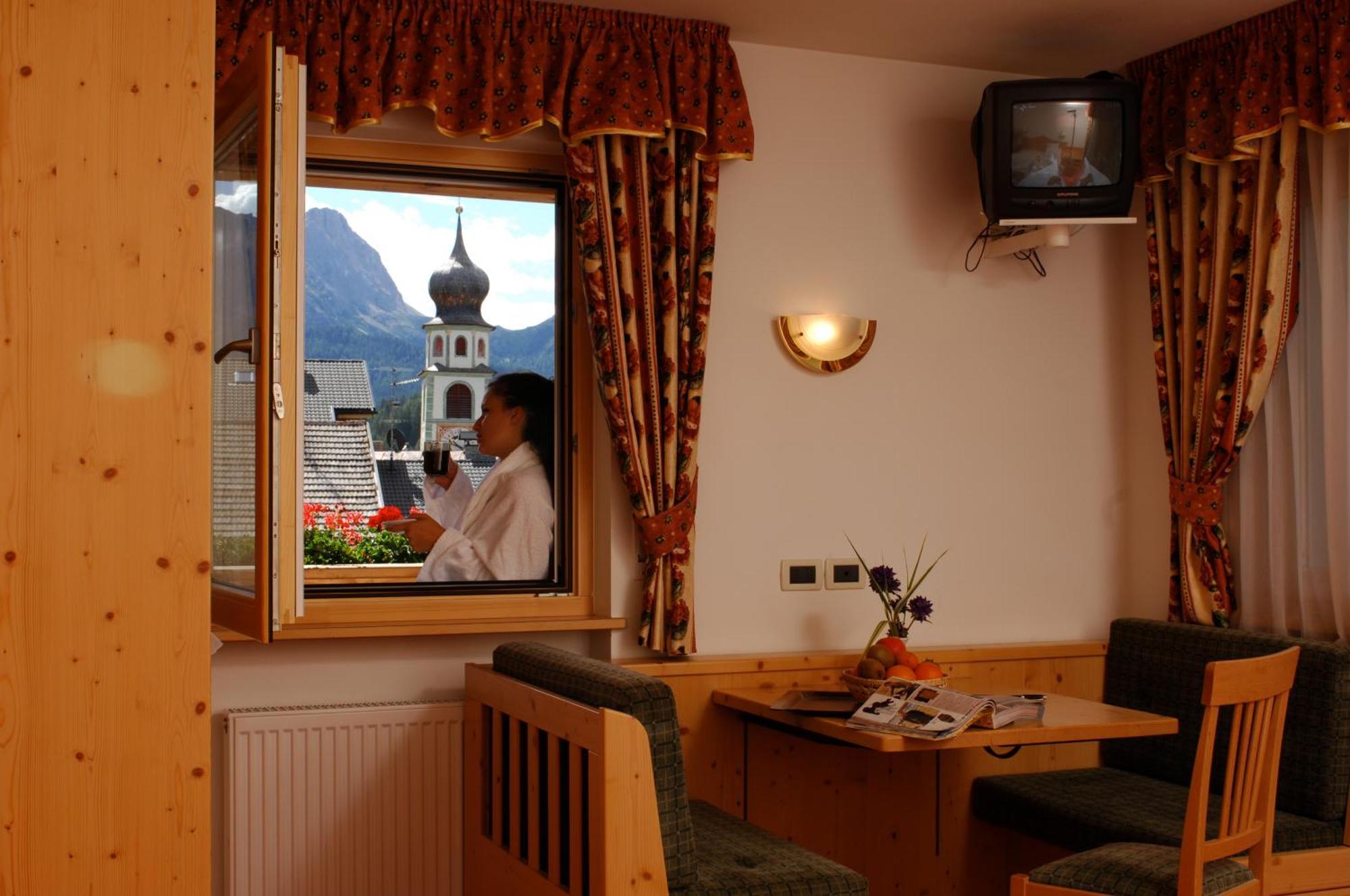 Hotel Falzares سان كاسيانو المظهر الخارجي الصورة