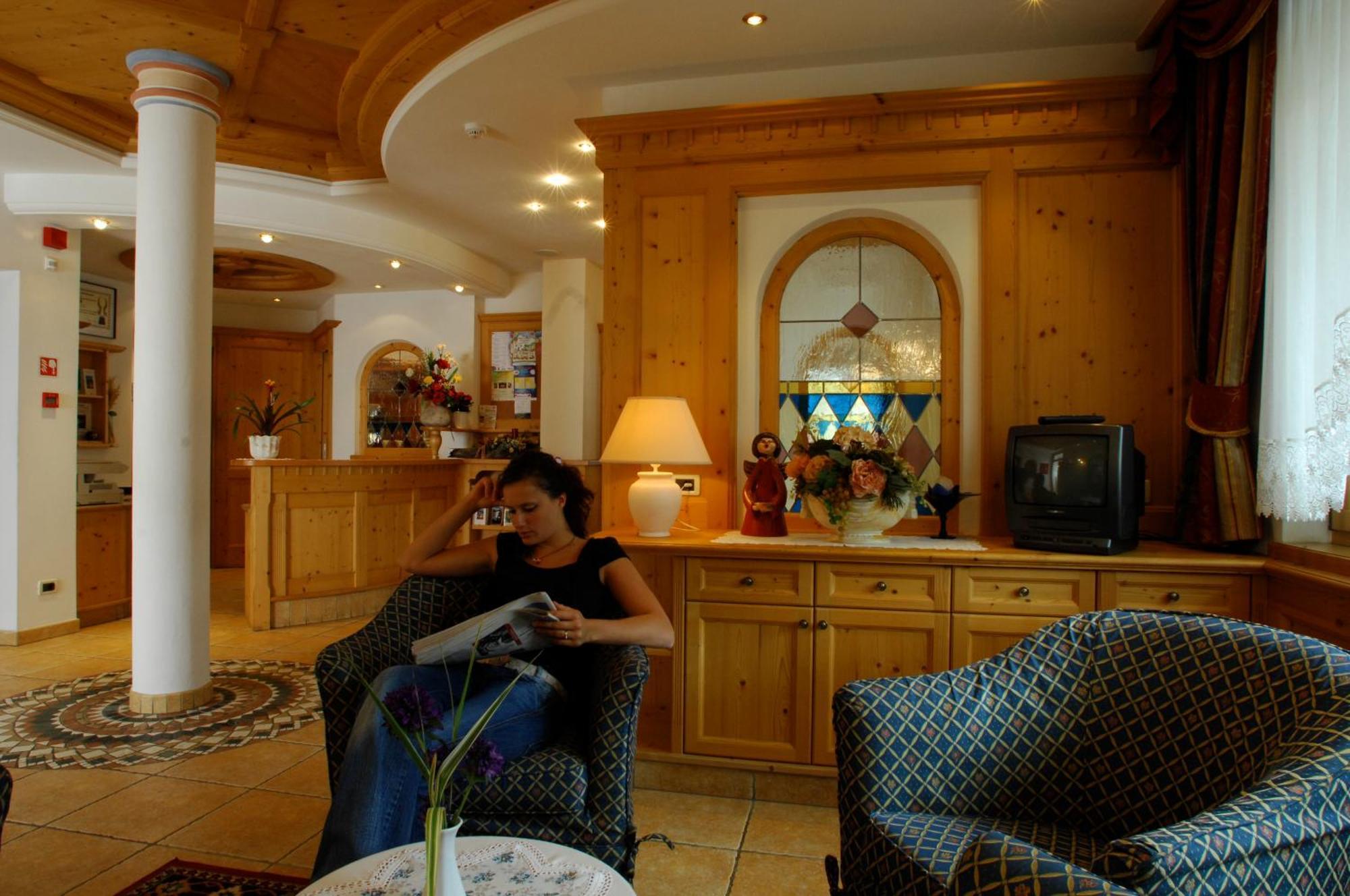Hotel Falzares سان كاسيانو المظهر الخارجي الصورة