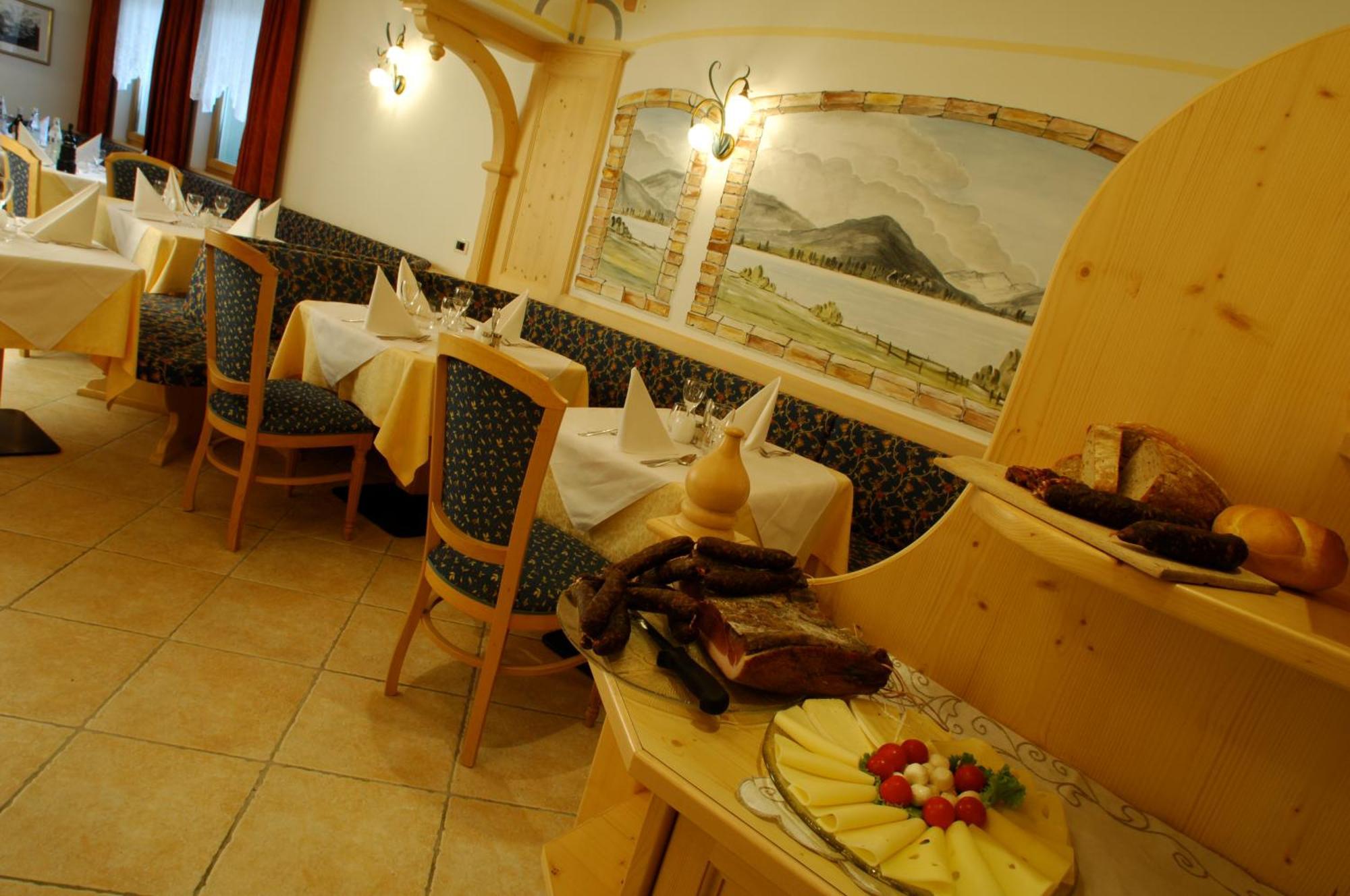 Hotel Falzares سان كاسيانو المظهر الخارجي الصورة